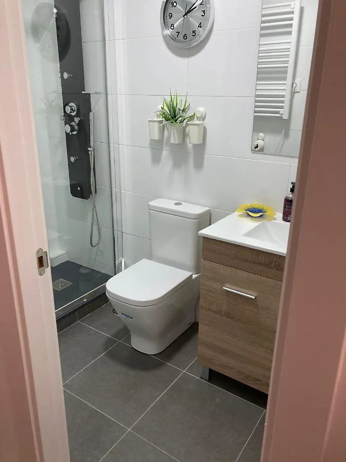 Padre Claret Apartments Spagna